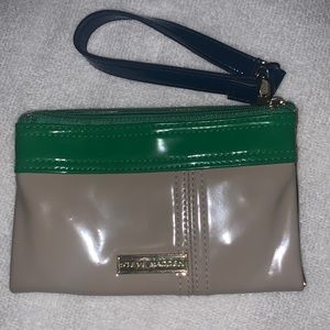 Clutch Steve Madden tan/Green